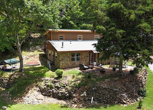 Property at 39 Shady Creek Rdg, Murphy, NC 28905, 2 beds, 2 baths