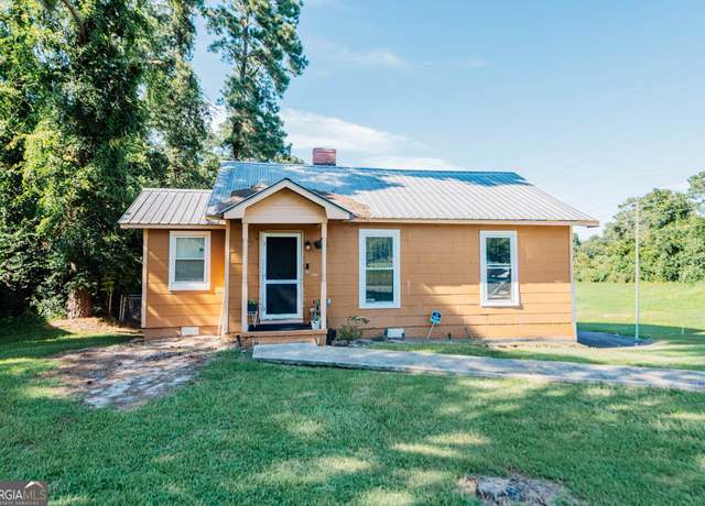 Property at 613 Mcarthur Blvd, Warner Robins, GA 31093, 3 beds, 2 baths