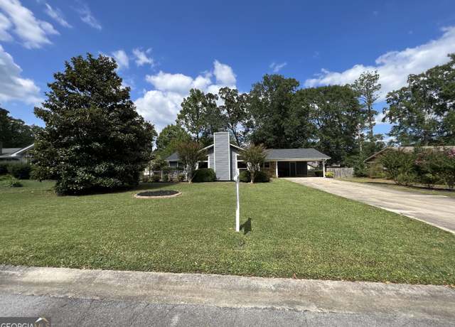 Property at 12 Pine Bower Dr NW, Rome, GA 30165, 3 beds, 2 baths