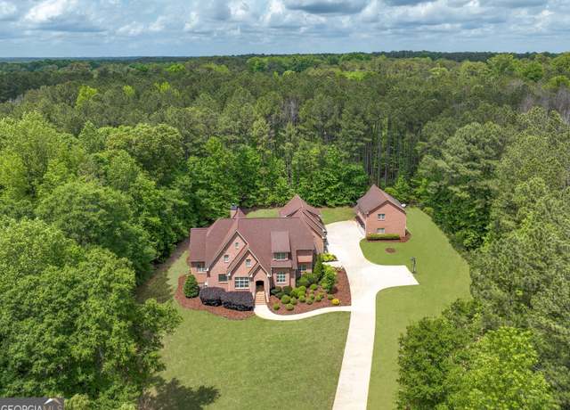 Property at 210 Short Rd, Sharpsburg, GA 30277, 5 beds, 4.5 baths