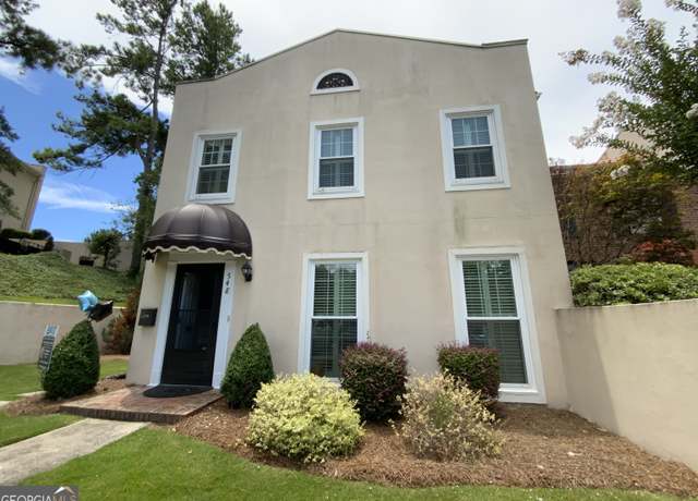 Property at 548 High Point North Rd, Macon, GA 31210, 3 beds, 2.5 baths