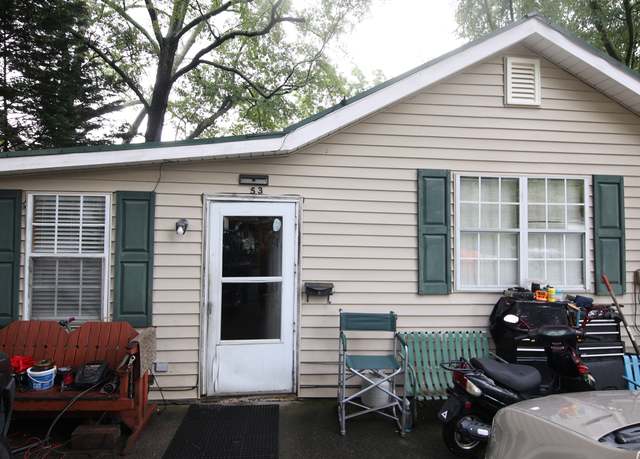 Property at 51 Busha St, Toccoa, GA 30577, 2 beds, 1 bath