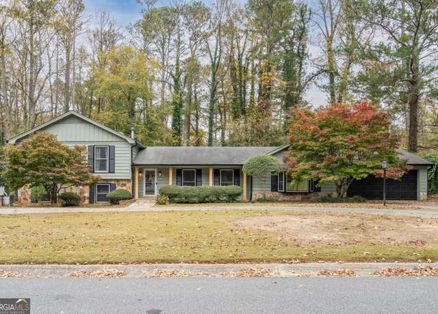 Property at 2431 Weatherford Ct, Marietta, GA 30068, 5 beds, 4 baths
