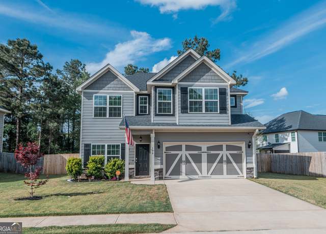 Property at 102 Wildfire Way, Perry, GA 31069, 4 beds, 2.5 baths