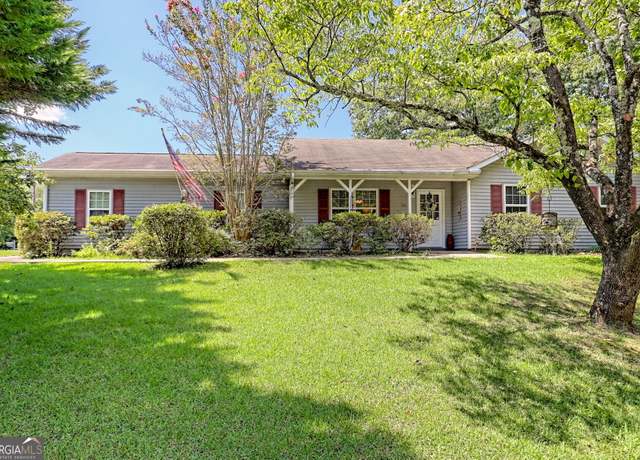 Property at 101 Long St, Demorest, GA 30535, 3 beds, 2 baths