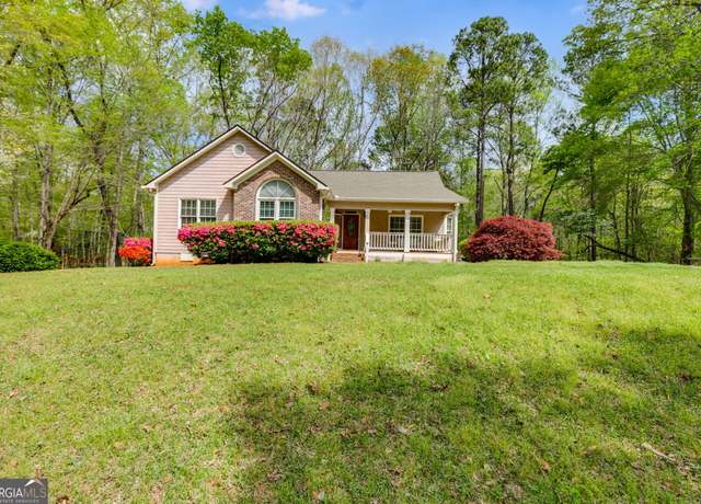 Property at 86 S Chattahoochee Dr, Hogansville, GA 30230, 3 beds, 2 baths