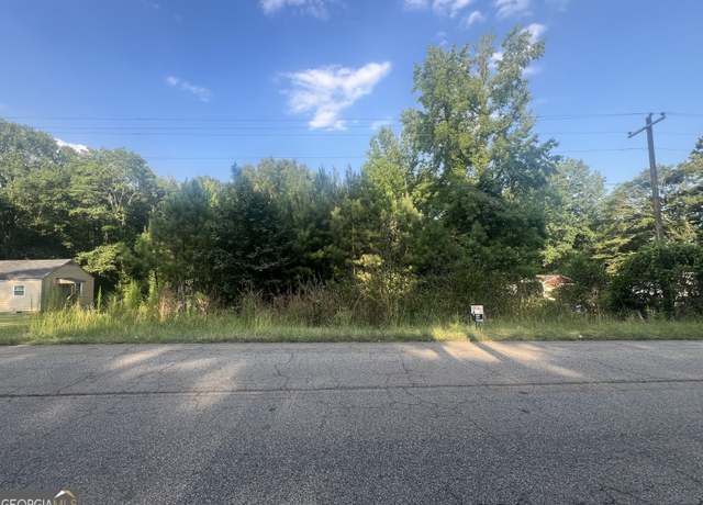 Property at 1406 N Ninth St, Griffin, GA 30223