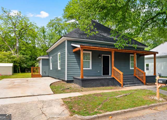 Property at 102 Dickinson St, Hogansville, GA 30230, 3 beds, 2 baths