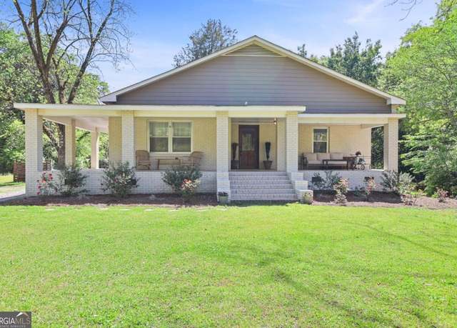 Property at 901 E Main St, Hogansville, GA 30230, 4 beds, 2 baths