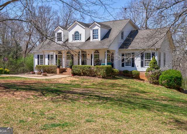 Property at 157 Riverbend Cir, Royston, GA 30662, 7 beds, 3.5 baths