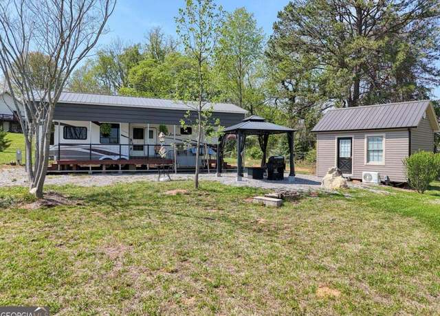 Property at 1312 Pauline Dr, Hiawassee, GA 30546, 1 bed, 1 bath