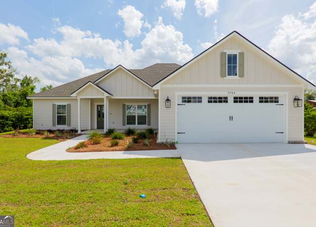 Property at 5704 Payton Pl, Lake Park, GA 31636, 4 beds, 2 baths
