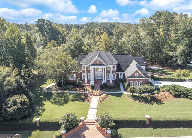 Property at 125 Turnberry Cir, Fayetteville, GA 30215, 5 beds, 6.5 baths