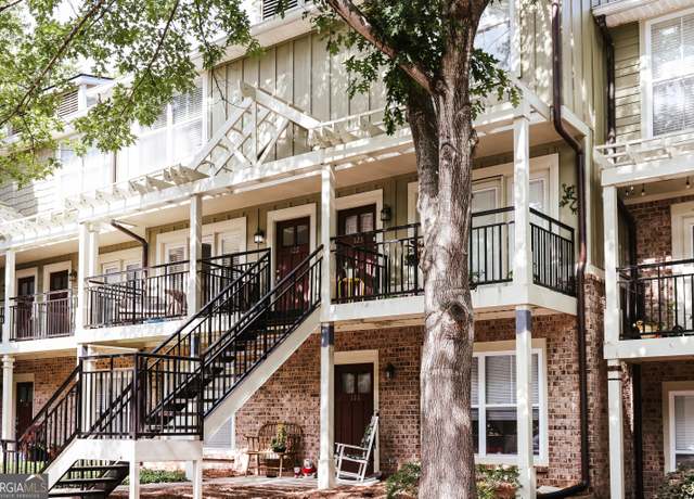 Property at 660 Barnett Shoals Rd #127, Athens, GA 30605, 2 beds, 2.5 baths