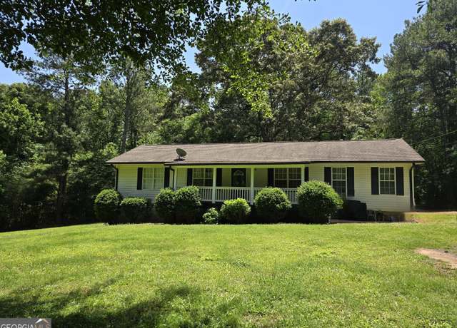 Property at 220 Jackson Rd, Mcdonough, GA 30252, 3 beds, 2 baths