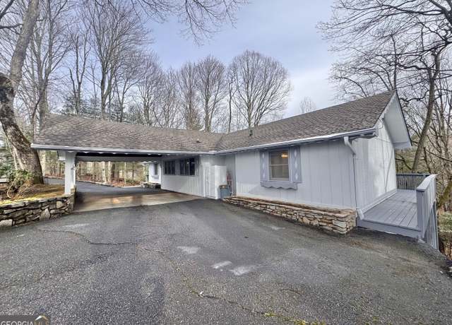 Property at 137 Pleasant Mountain Dr, Sky Valley, GA 30537, 4 beds, 4.5 baths