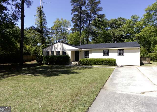 Property at 102 Stanley Ter, Warner Robins, GA 31088, 4 beds, 3 baths