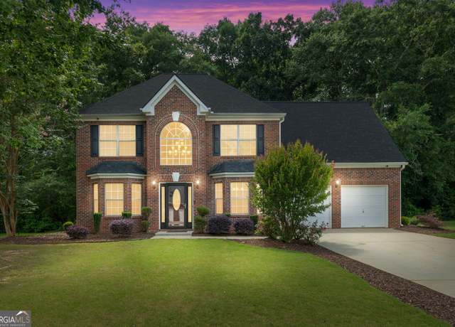 Property at 1028 Gloria Grand Blvd, Mcdonough, GA 30252, 4 beds, 2.5 baths