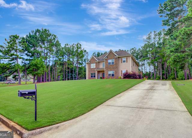 Property at 568 Kory Dr, Newnan, GA 30263, 5 beds, 4 baths