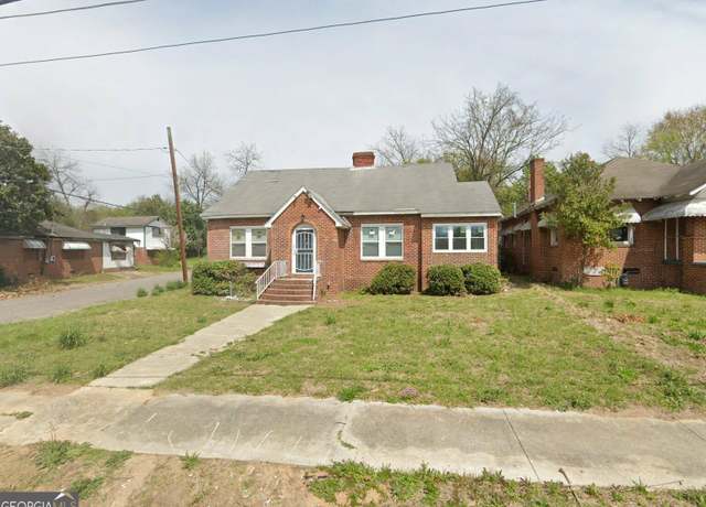 Property at 697 Grenada Ter, Macon, GA 31206, 4 beds, 2 baths