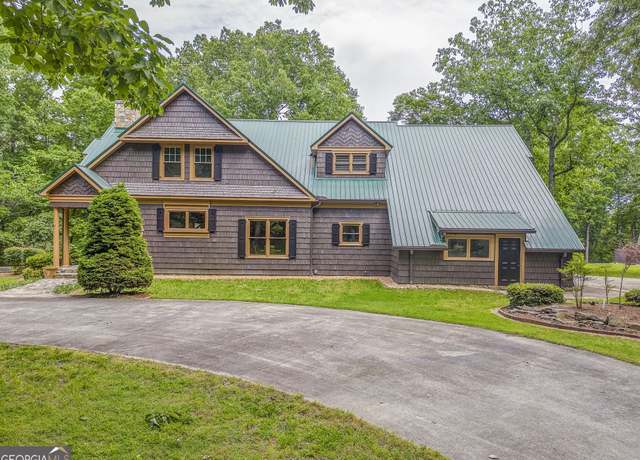 Property at 371 Stallion Dr, Summerville, GA 30747, 4 beds, 4.5 baths