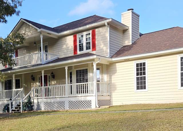 Property at 4345 Commodore Rd, Powder Springs, GA 30127, 7 beds, 4 baths