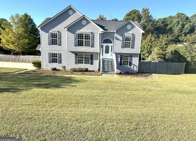 Property at 479 Lee Road 380, Valley, AL 36854, 4 beds, 4 baths
