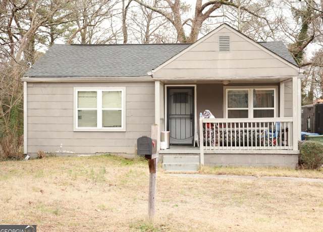 Property at 561 Commercial Ave NW, Atlanta, GA 30318, 2 beds, 1 bath