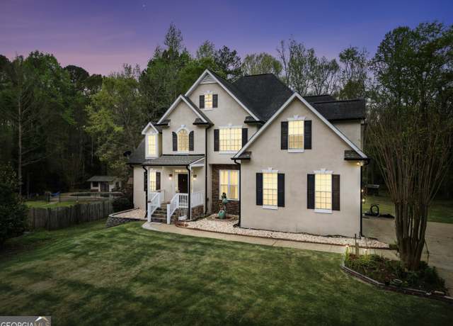 Property at 70 Barrington Farms Ct, Sharpsburg, GA 30277, 5 beds, 4 baths