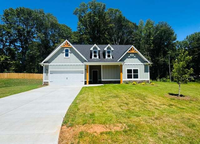 Property at 115 Crane St, Maysville, GA 30558, 4 beds, 3 baths