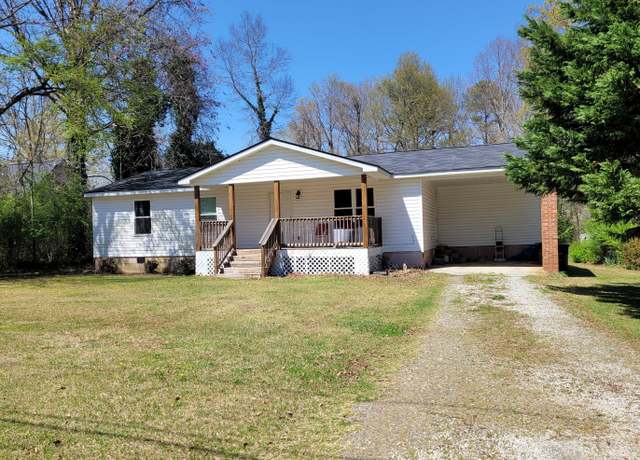 Property at 115 Oak Ave SW, Griffin, GA 30224, 3 beds, 2 baths