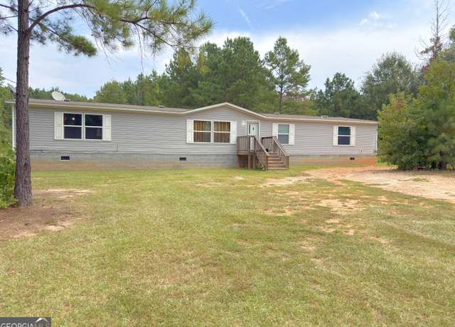 Property at 333 Ike Williams Rd, Gay, GA 30218, 5 beds, 3 baths