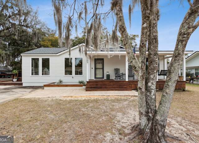 Property at 208 Bishop Cir, St. Marys, GA 31558, 3 beds, 2 baths