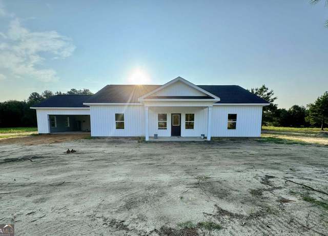 Property at 127 Lord Hatcher Dr, Dexter, GA 31019, 3 beds, 2 baths