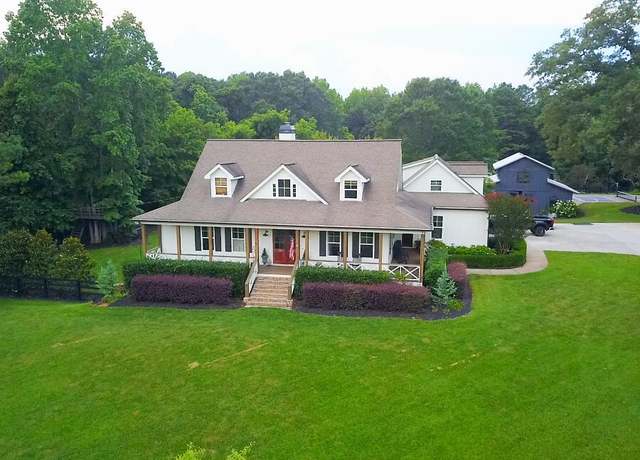 Property at 7093 Vaughn Rd, Canton, GA 30115, 4 beds, 4.5 baths