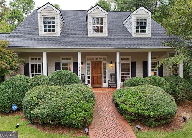 Property at 919 Deer Chase Rd, Toccoa, GA 30577, 6 beds, 4.5 baths
