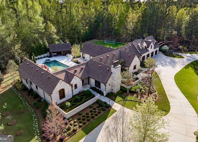 Property at 2100 Union Church Rd, Bishop, GA 30621, 6 beds, 6.5 baths