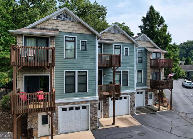 Property at 1411 Lakeside Rd, Hiawassee, GA 30546, 3 beds, 3 baths