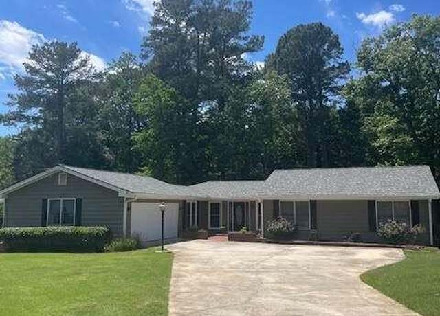 Property at 3705 Sandhill Dr SE, Conyers, GA 30094, 3 beds, 2 baths