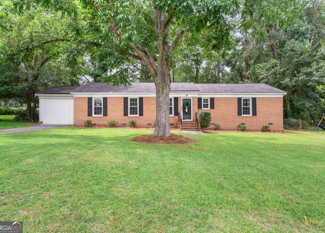 Property at 9 Cromartie Dr, Statesboro, GA 30458, 3 beds, 3 baths