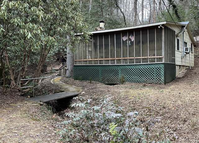 Property at 4170 Lake Rabun Rd, Lakemont, GA 30552, 2 beds, 1 bath