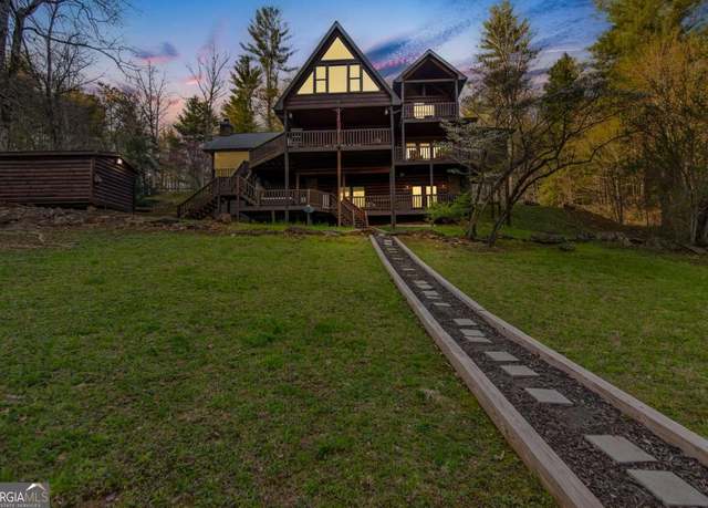 Property at 125 Fightingtown Overlook, Blue Ridge, GA 30513, 5 beds, 3.5 baths