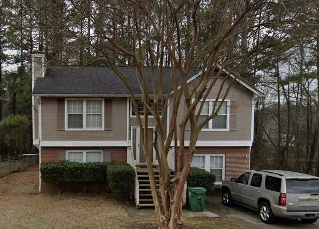 Property at 2443 Shoals Ter, Decatur, GA 30034, 3 beds, 2 baths