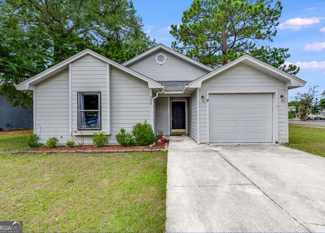 Property at 200 Candy Ct, St. Marys, GA 31558, 3 beds, 2 baths