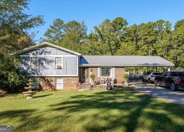 Property at 325 N Elijah Clark Dr, Washington, GA 30673, 4 beds, 3 baths