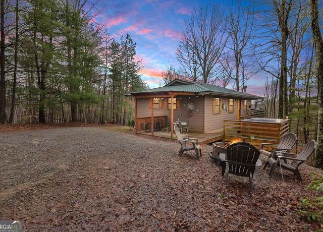Property at 34 Garrett Cir, Ellijay, GA 30540, 2 beds, 1 bath