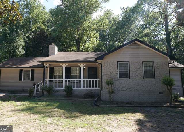 Property at 9243 Seminole Rd, Jonesboro, GA 30236, 4 beds, 2 baths