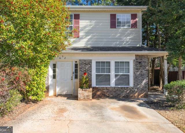 Property at 3652 Platina Park Ct, Decatur, GA 30034, 3 beds, 2.5 baths