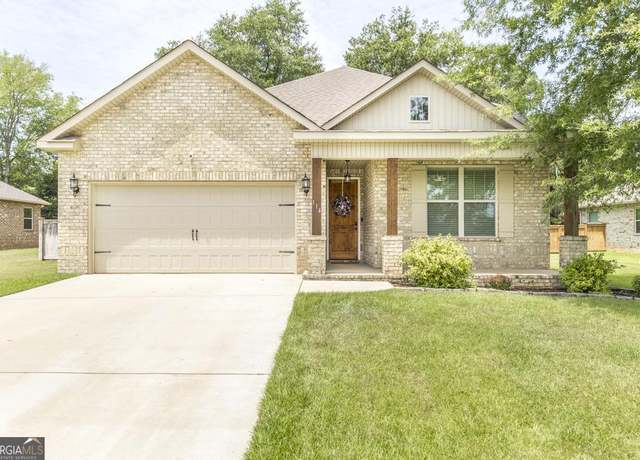 Property at 114 Silverside Dr, Perry, GA 31069, 3 beds, 2 baths