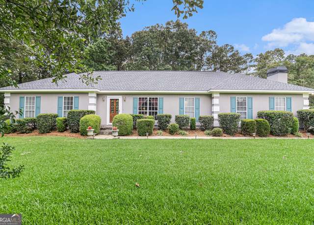Property at 85 London Ln, Sharpsburg, GA 30277, 3 beds, 2 baths